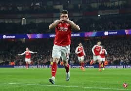 罗马客场1-0十人帕尔马，莱昂尼染红，苏莱定位球制胜