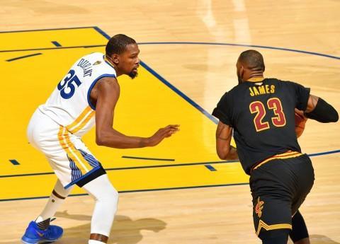 与浓眉之外 与浓眉之外